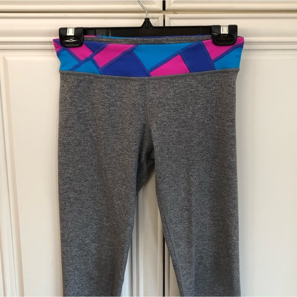 Reversible Ivivva by Lululemon girls leggings 🍋 - Picture 2 of 12
